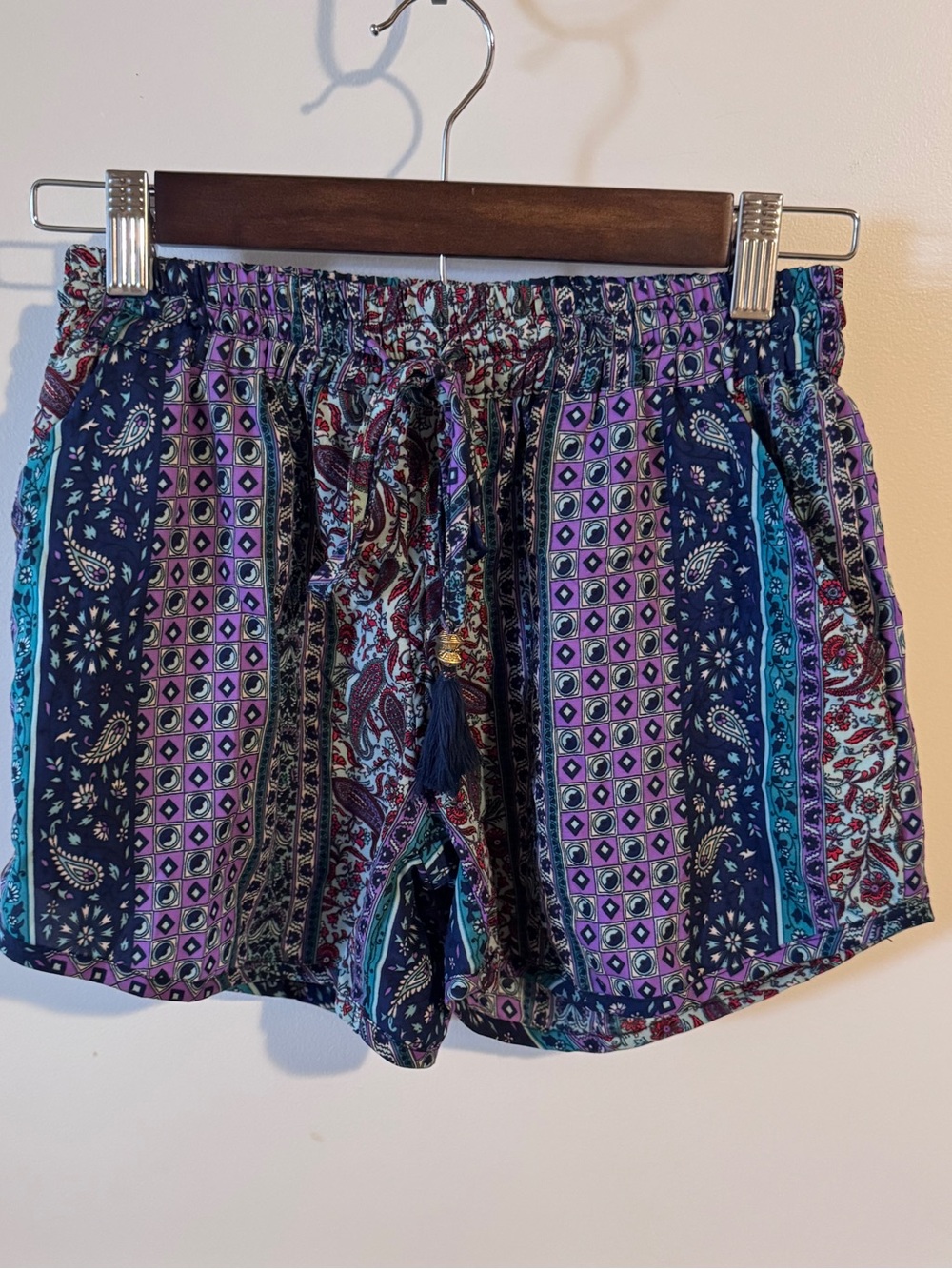 Paisley Stripe Elastic-Waist Women's Athletic Shorts - Purple Multi